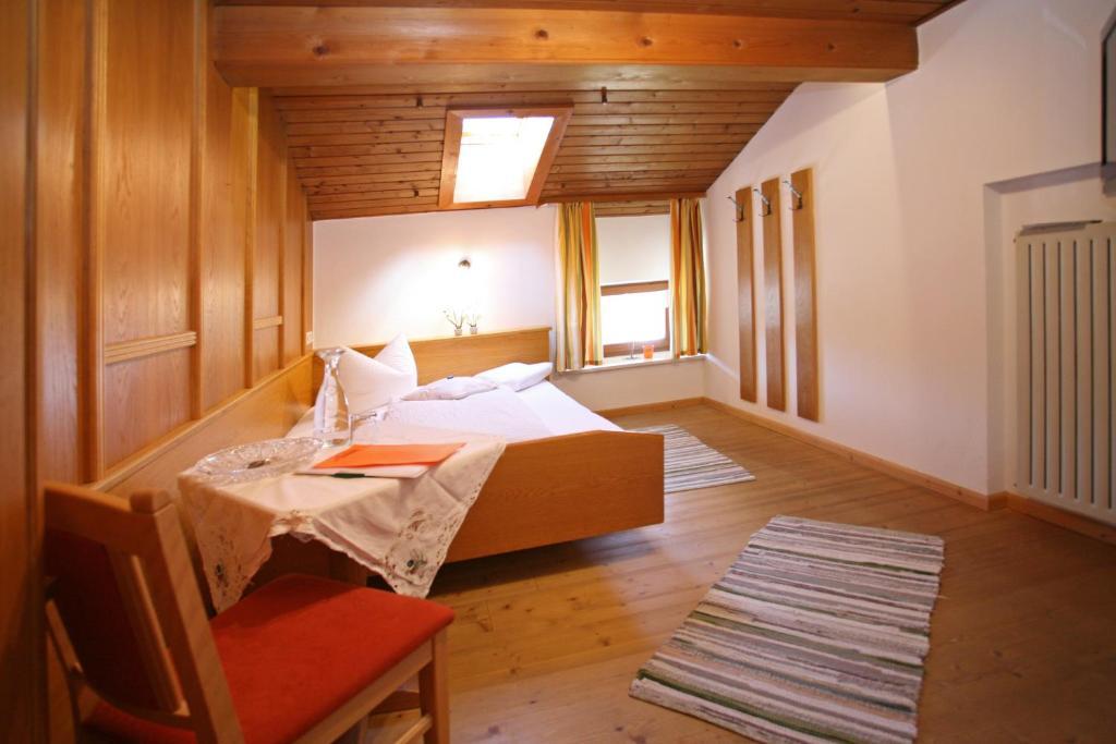 Beim Nuihausa Reit im Winkl Rom bilde